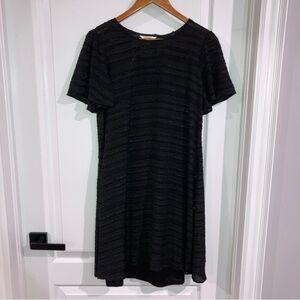 NWT Black Short Sleeve Mesh Shift Dress Joe Fresh - size S